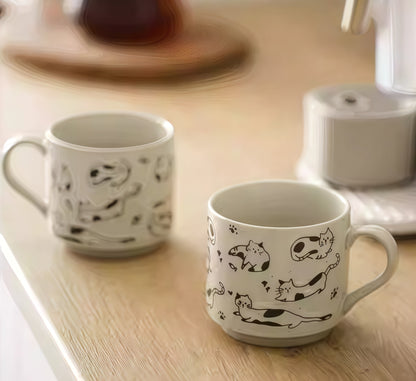 Hand-Drawn Vintage Kitten Design Coffee Cup